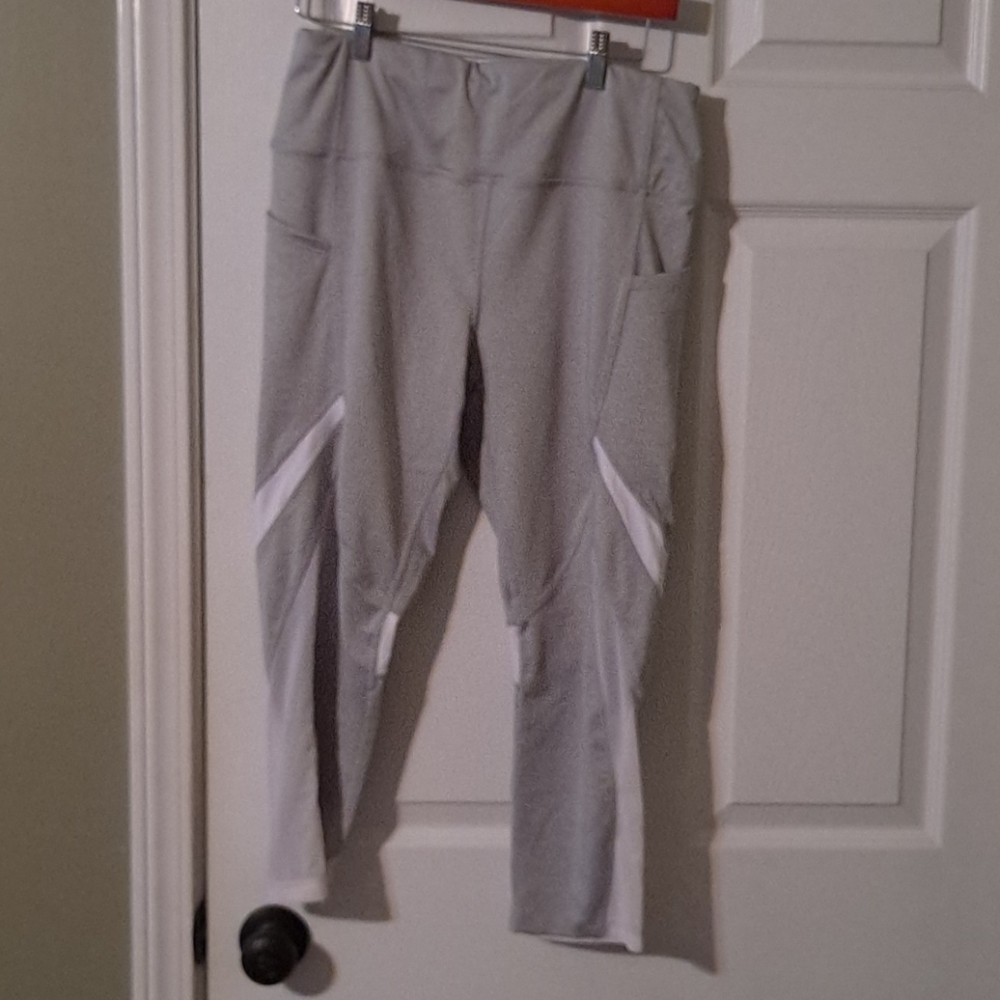 Grey and white avia workout leggings